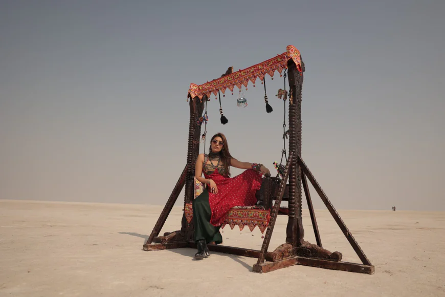 सफेद रेगिस्तान में फेमिना का जादुई सफर