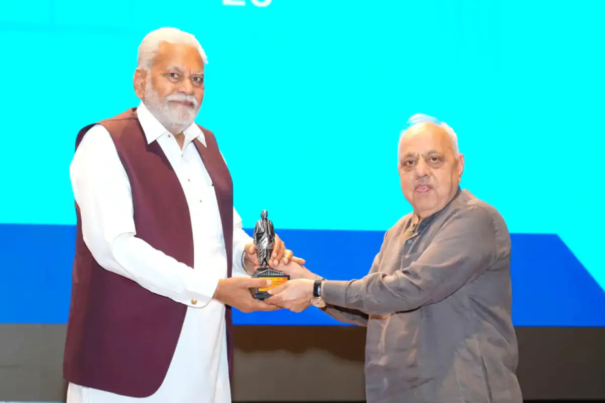 लॉग का मंच, राजकोट में यूथ पार्टिसिपेशन पर नेशनल मंथन