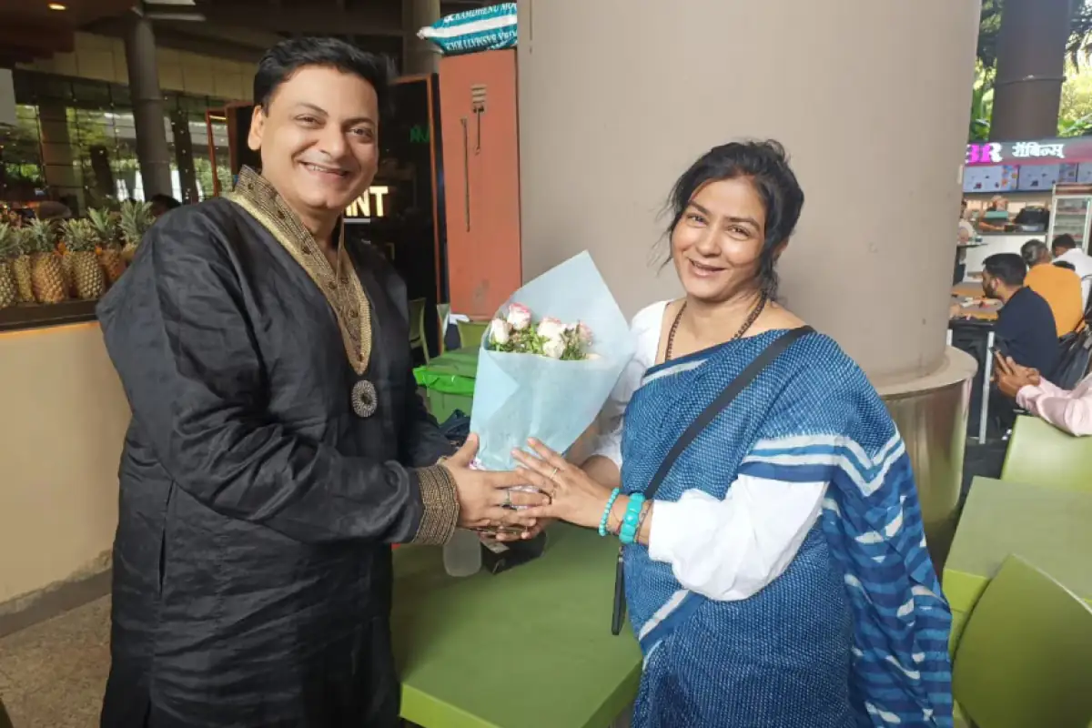 टिंग कर वर्ल्ड रिकॉर्ड बनाने वाली मनन चतुर्वेदी का मुंबई एयरपोर्ट पर हुआ भव्य स्वागत