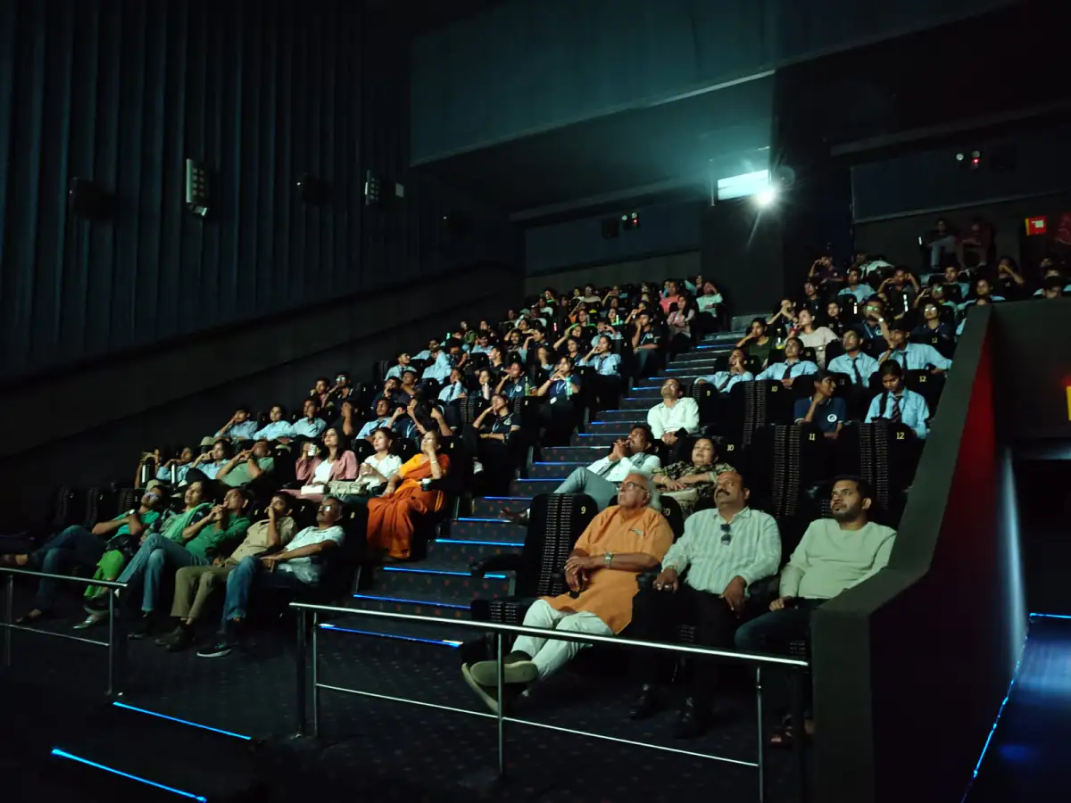 यार, टैक्स फ्री करने की उठी मांग